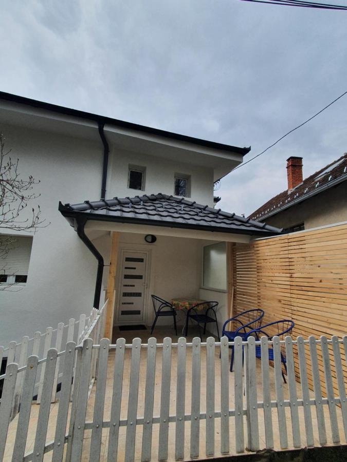 Luxor Apartmani 2 Vrnjačka Banja Exteriör bild