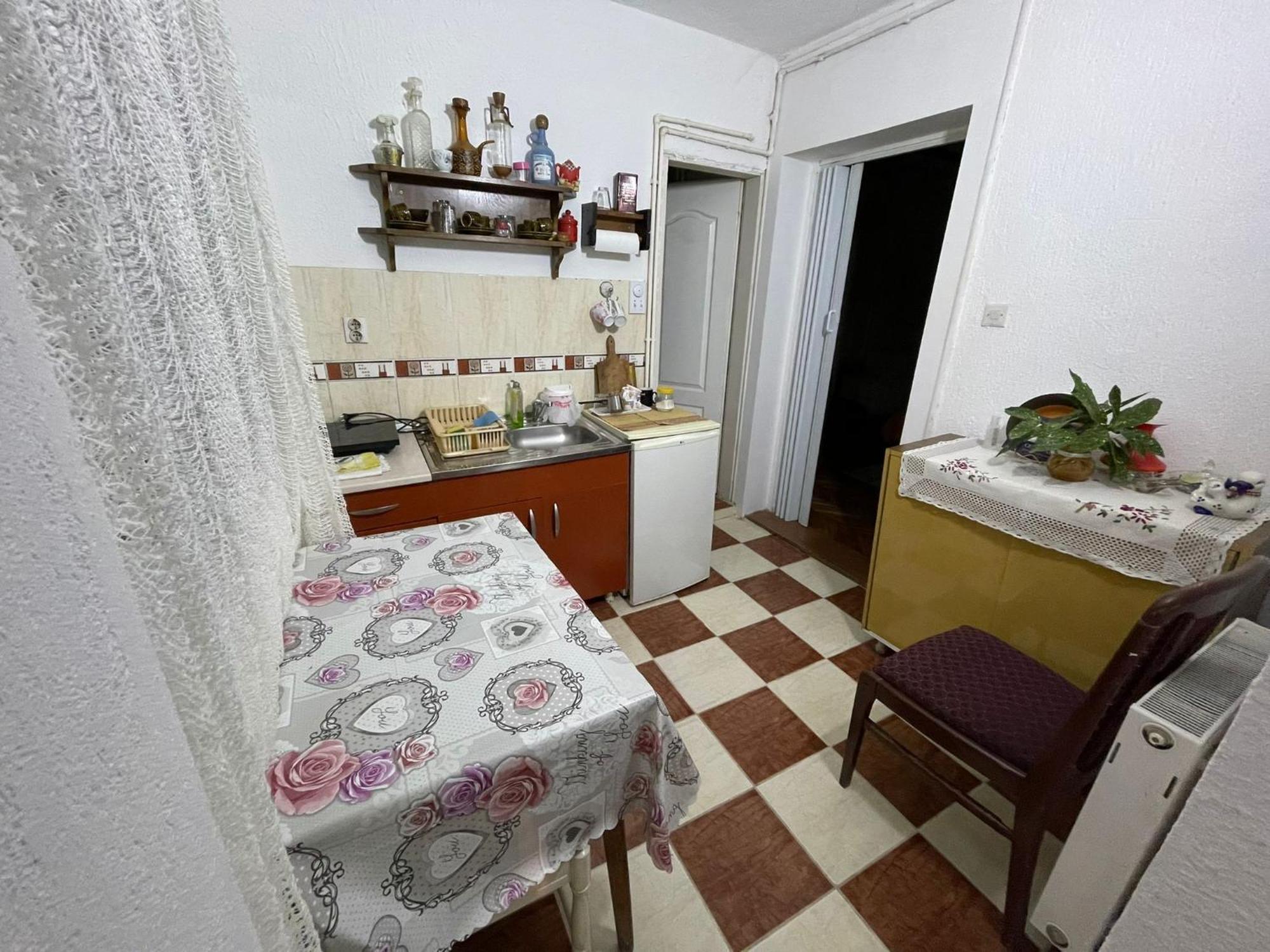 Luxor Apartmani 2 Vrnjačka Banja Rum bild